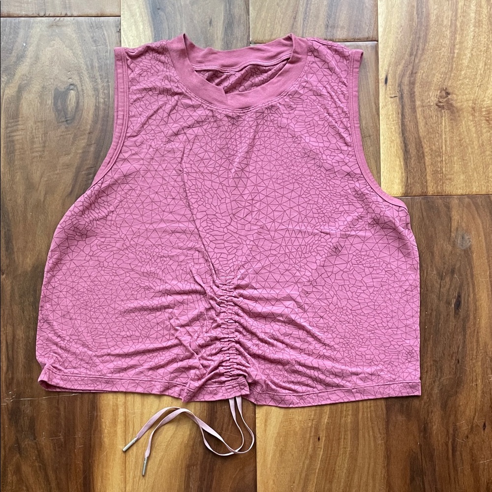 Women’s Lululemon yoga crop tank with pull tie up front Sz 8